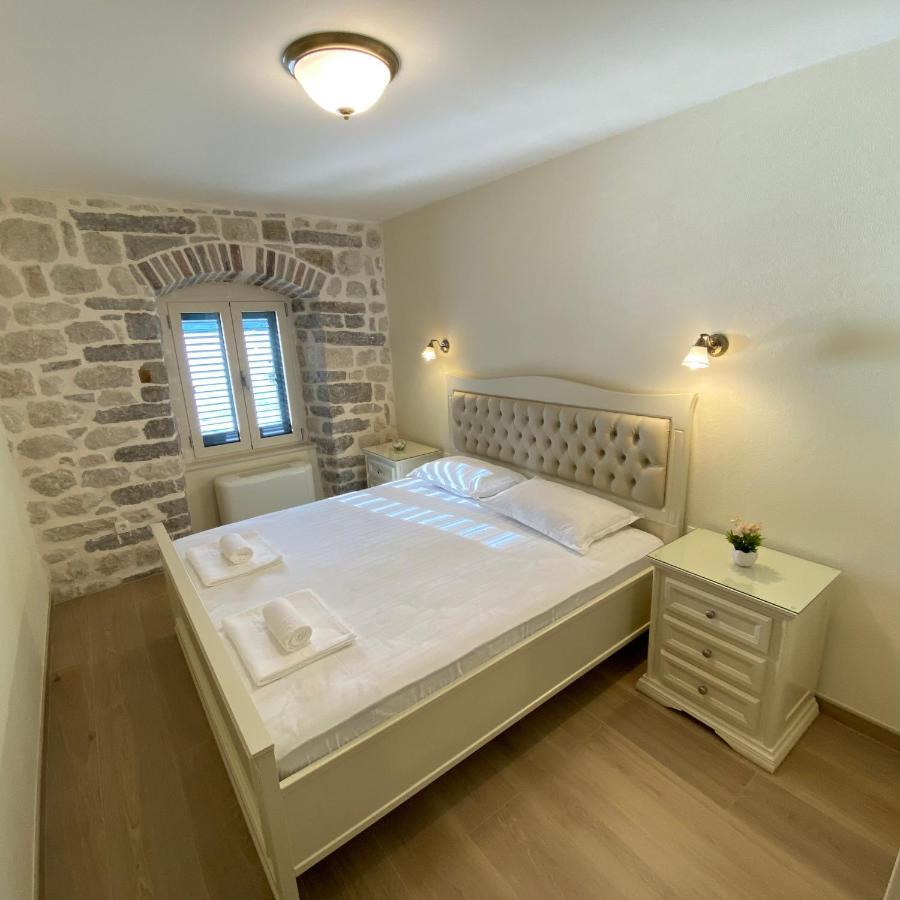 Apartments Marijaz Cattaro Esterno foto